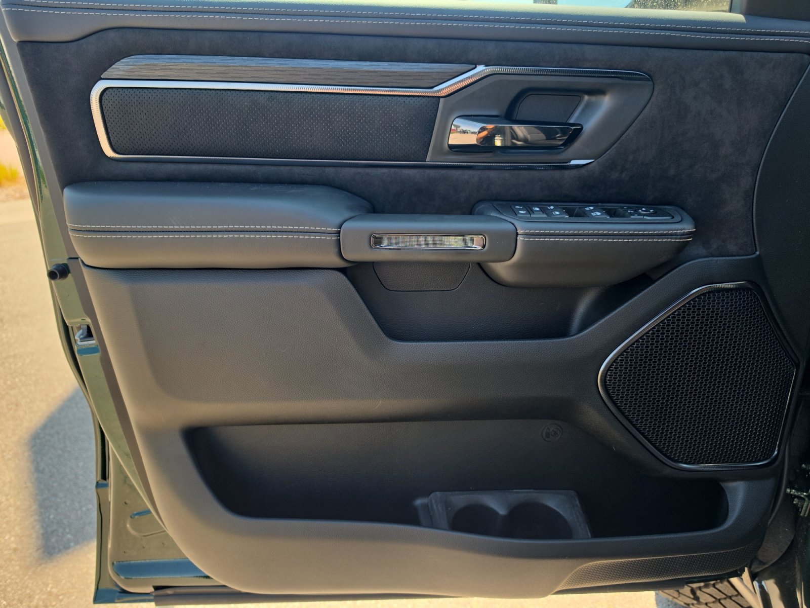 New 2026 RAM 1500 RHO AWD/4WD image 9