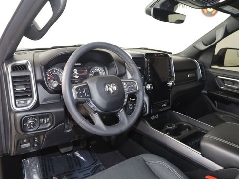 Used 2025 RAM 1500 Big Horn AWD/4WD image 24