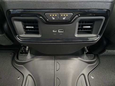 New 2026 GMC Sierra 1500 AT4 w/ AT4 Premium Package image 57