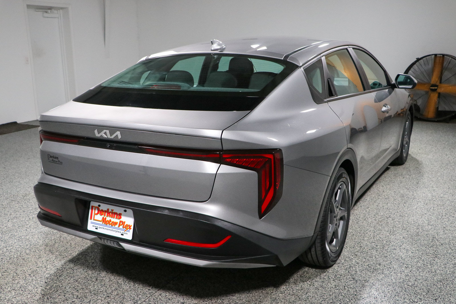 Used 2025 Kia K4 FWD image 7