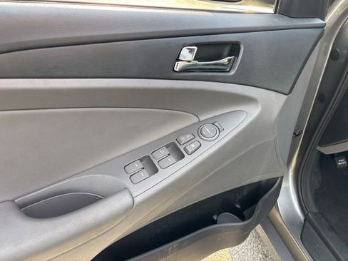 Used 2013 Hyundai Sonata GLS w/ Popular Equipment Pkg image 12