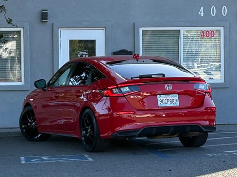 Used 2023 Honda Civic Sport image 7