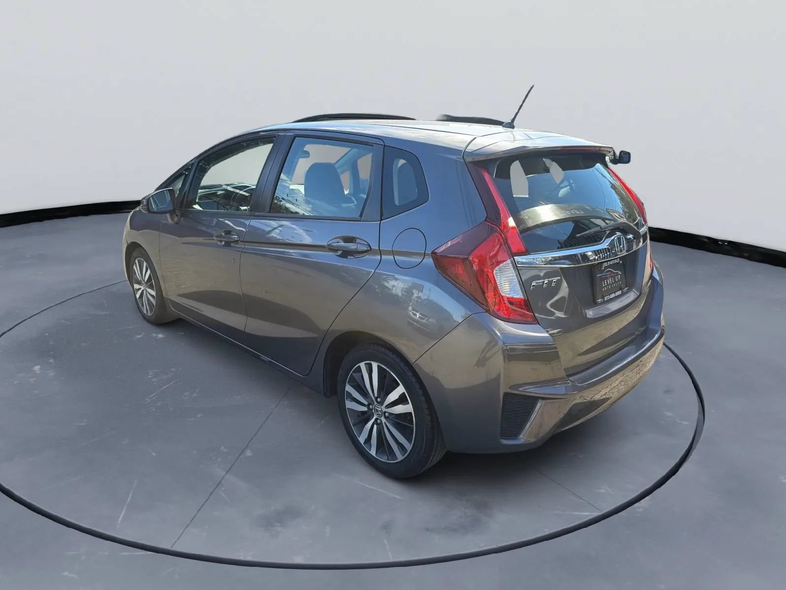 Used 2016 Honda Fit EX image 3