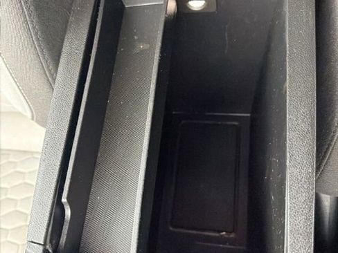 Used 2020 Chevrolet Equinox LT image 23