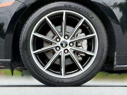 Used 2019 Ford Mustang Premium w/ Equipment Group 201A RWD image 18