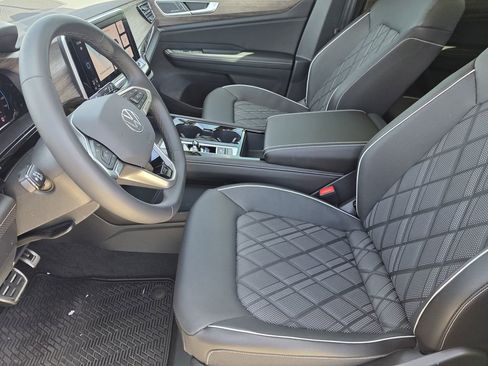 New 2026 Volkswagen Atlas SEL Premium R-Line image 10