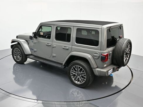 Used 2023 Jeep Wrangler Unlimited Sahara image 45