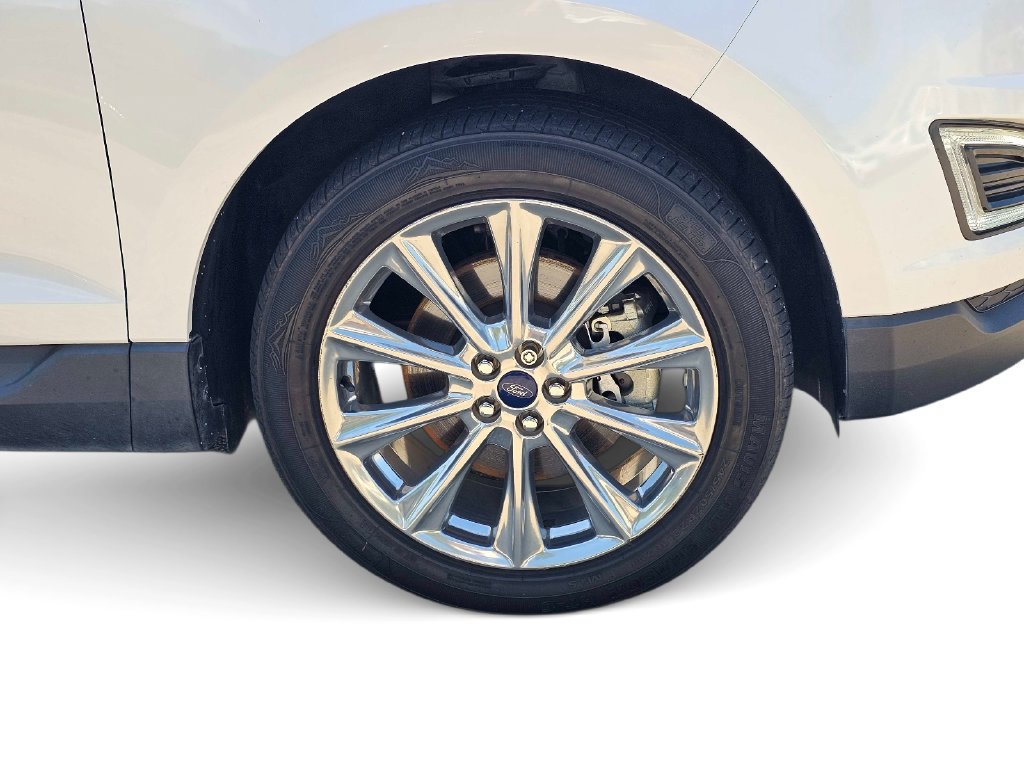 Used 2017 Ford Edge Titanium w/ Equipment Group 301A FWD image 6