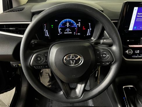 Used 2026 Toyota Corolla LE FWD image 14