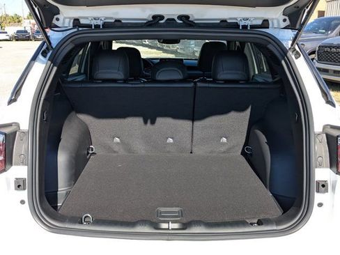 New 2026 Jeep Compass Latitude AWD/4WD image 11