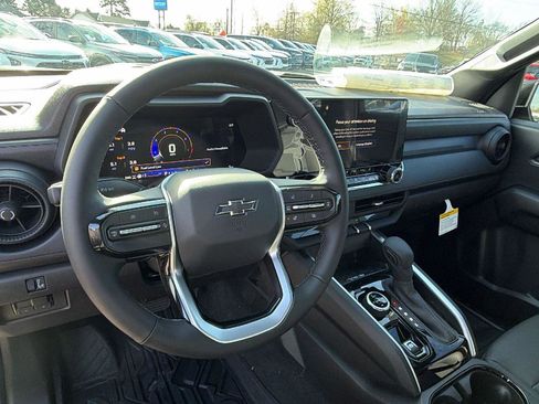 New 2026 Chevrolet Colorado Trail Boss AWD/4WD image 17