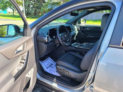 New 2026 Chevrolet Equinox LT w/ Convenience Package II AWD/4WD image 22
