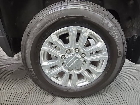 Used 2020 GMC Sierra 2500 Denali w/ Denali Ultimate Package image 46