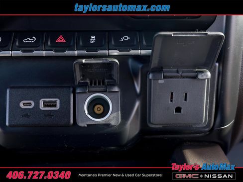 Used 2020 Chevrolet Silverado 1500 LTZ w/ LTZ Plus Package image 30