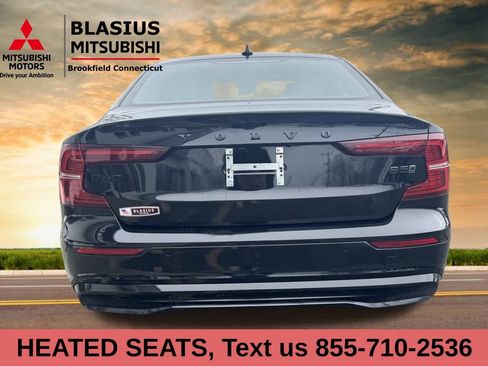 Used 2024 Volvo S60 B5 Plus image 5