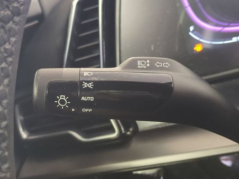 Used 2025 Kia Sportage EX FWD image 29