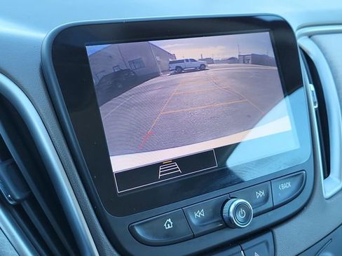 Used 2022 Chevrolet Malibu LS image 27