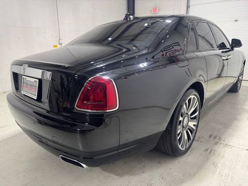 Used 2018 Rolls-Royce Ghost w/ Dynamic Package RWD image 7