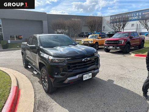 Used 2024 Chevrolet Colorado Z71 w/ Z71 Convenience Package 2 image 1