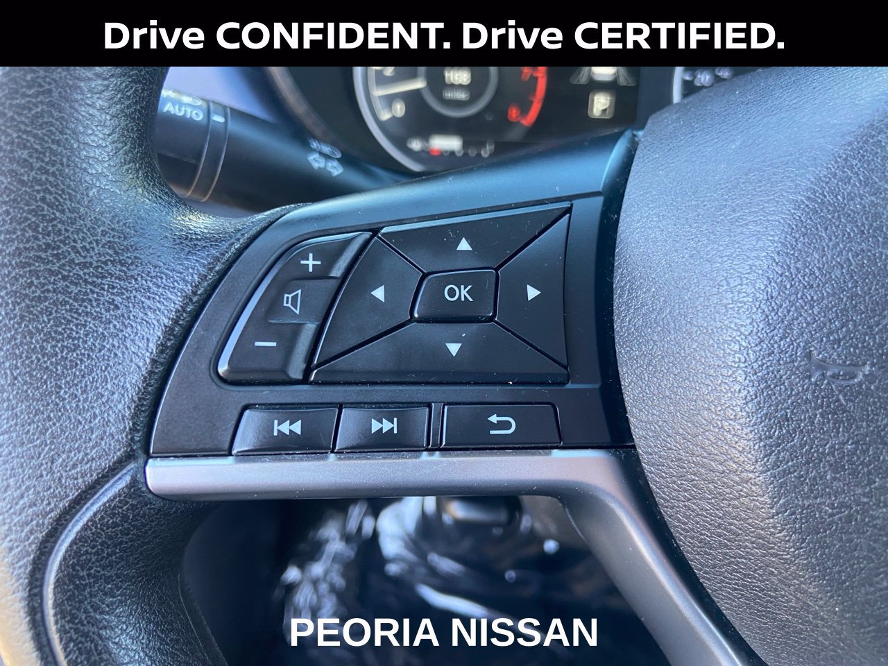 Certified 2023 Nissan Versa SV FWD image 25