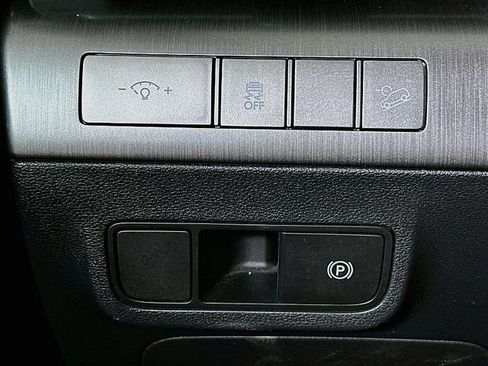 Used 2024 Hyundai Kona SEL FWD image 10
