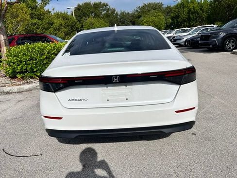 Used 2024 Honda Accord EX image 4