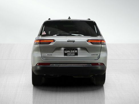 Used 2023 Jeep Grand Cherokee L Limited w/ Luxury Tech Group II image 4