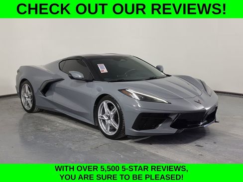 Used 2024 Chevrolet Corvette Stingray Coupe w/ 1LT RWD image 3