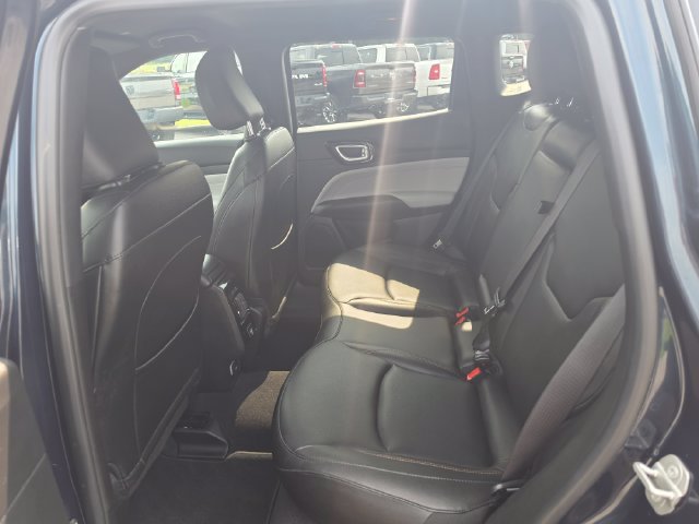 Used 2024 Jeep Compass Limited AWD/4WD image 9