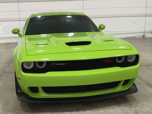 Used 2023 Dodge Challenger R/T Scat Pack image 3
