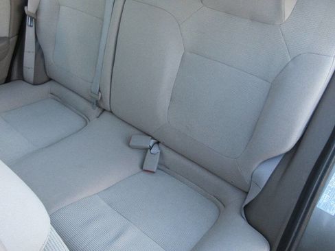 Used 2004 Nissan Sentra S image 15