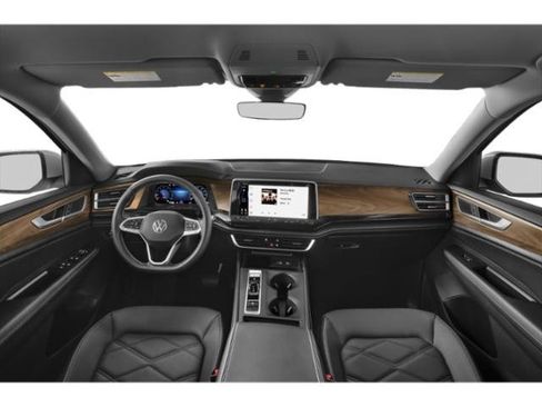 Used 2024 Volkswagen Atlas SE AWD/4WD image 8