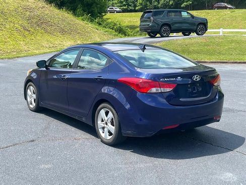 Used 2013 Hyundai Elantra GLS FWD image 3