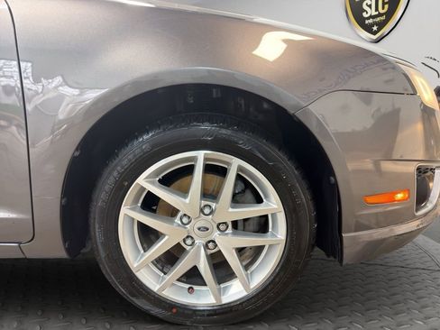 Used 2010 Ford Fusion SEL image 24