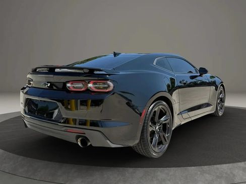Used 2019 Chevrolet Camaro SS RWD image 5