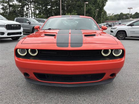 Used 2017 Dodge Challenger SXT w/ Blacktop Package RWD image 3