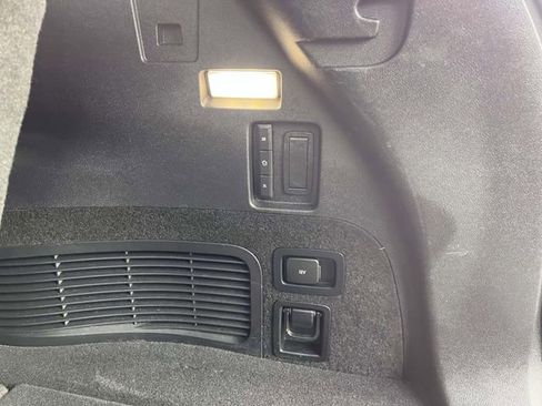 Certified 2023 Lincoln Aviator AWD w/ Premium Package image 9