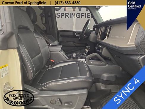 Certified 2025 Ford Bronco Outer Banks w/ Sasquatch Package AWD/4WD image 11