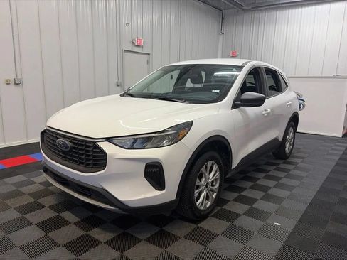 Used 2024 Ford Escape Active AWD/4WD image 7