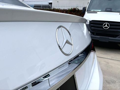 Used 2024 Mercedes-Benz S 580e 4MATIC Sedan image 30