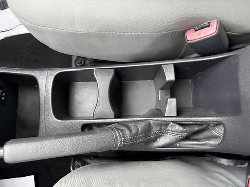 Used 2009 Toyota Matrix S AWD/4WD image 30