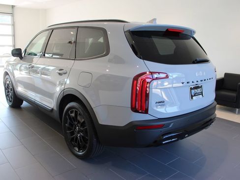 Used 2022 Kia Telluride EX w/ EX Premium Package AWD/4WD image 35