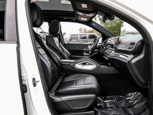 Used 2021 Mercedes-Benz GLS 580 4MATIC image 40