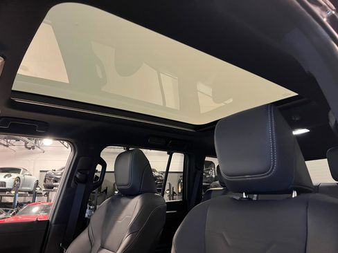 Used 2026 Lexus GX 550 w/ Cold Area Package AWD/4WD image 25