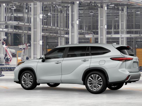 New 2026 Toyota Highlander Platinum AWD/4WD image 7