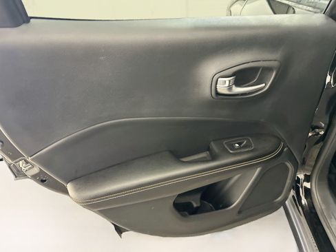Used 2019 Jeep Compass Sport AWD/4WD image 27