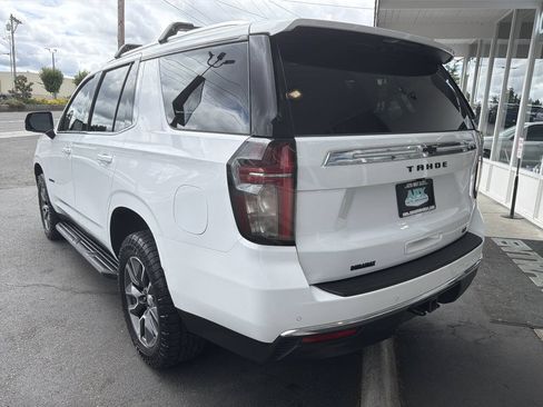 Used 2023 Chevrolet Tahoe LT w/ LT Signature Package AWD/4WD image 4