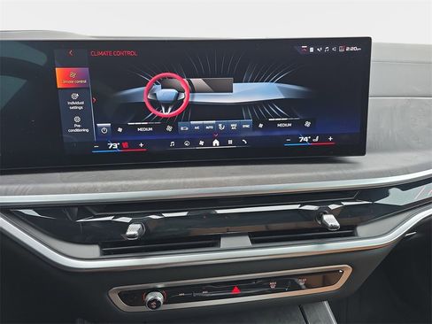 Used 2025 BMW X5 M60i w/ Climate Comfort Package image 24