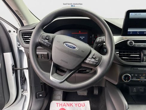 Used 2025 Ford Escape Active AWD/4WD image 13