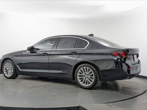Used 2023 BMW 530i xDrive w/ Premium Package AWD/4WD image 4